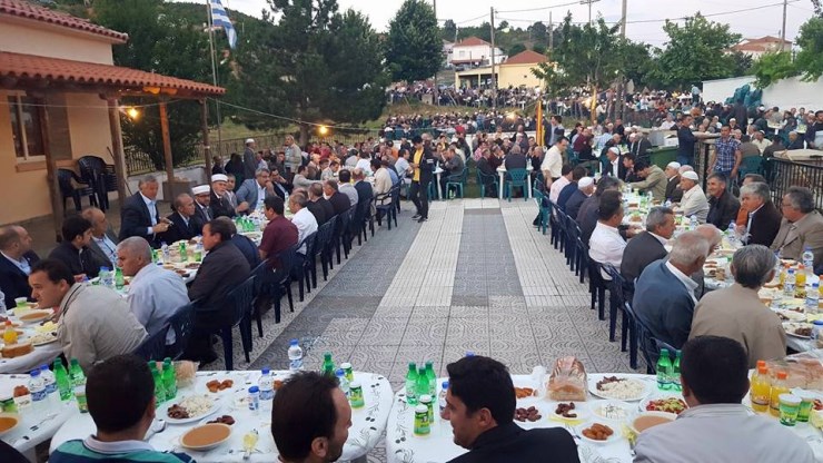 Mehrikoz iftarına yaklaşık 2 bin kişi katıldı
